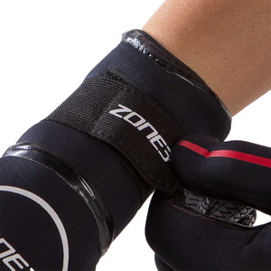 2024 Zone3 Neoprene Heat-Tech Warmth Gloves NA18UHTG101 - Black / Red